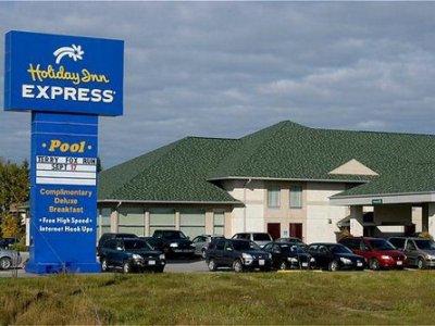 Express By Ihg Hotel Dryden