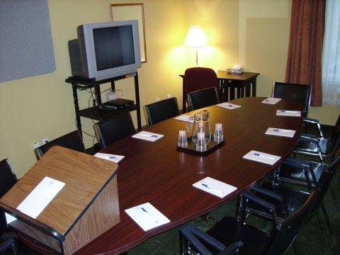 Express By Ihg Hotel Dryden