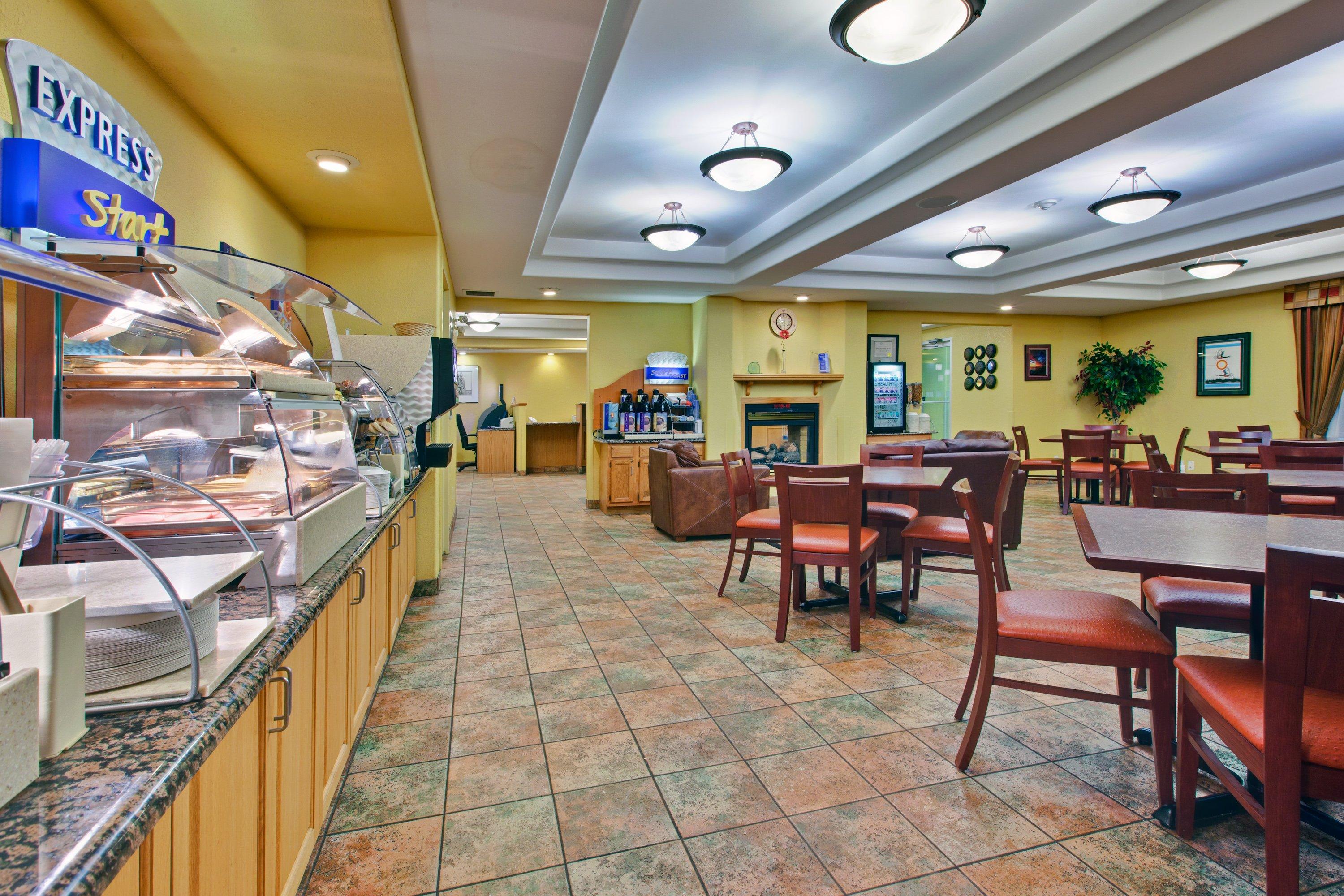 Express By Ihg 2*