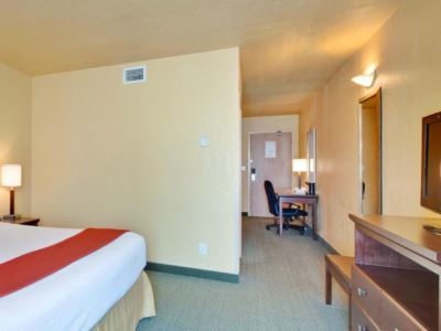 Hotel Express By Ihg Dryden