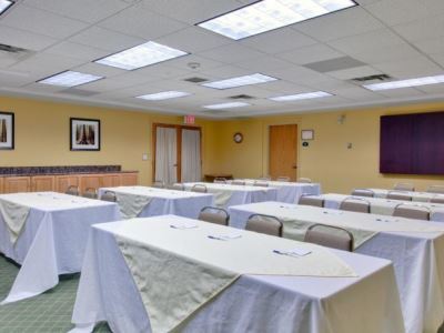 Hotel Express By Ihg